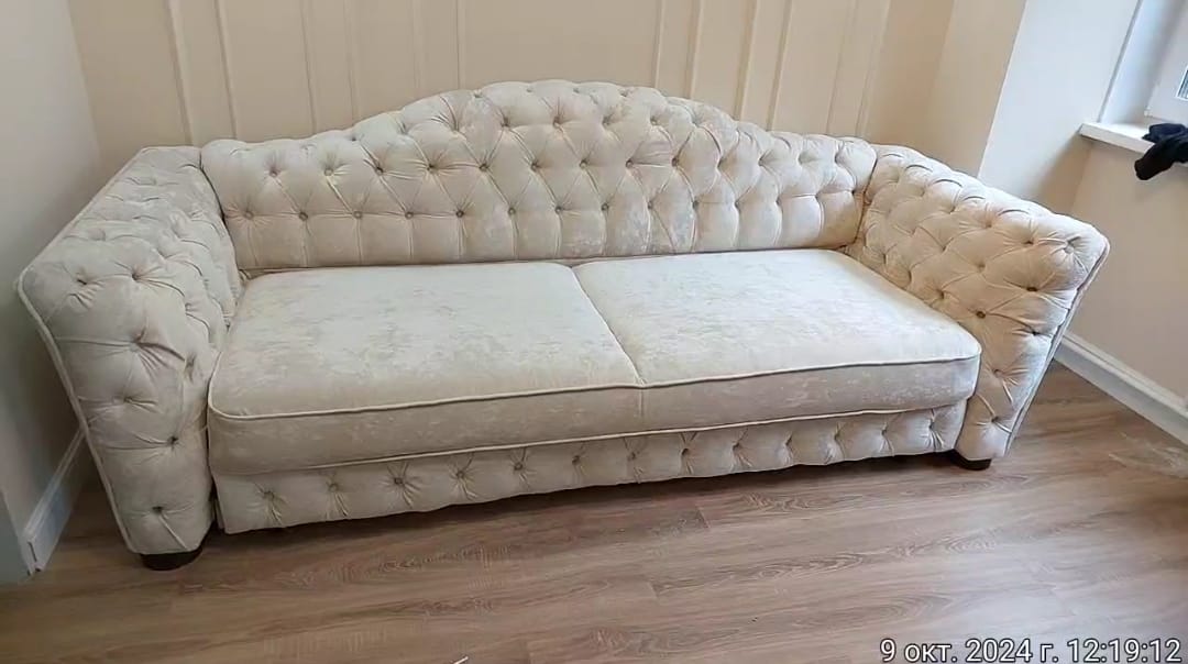 Замена обивки дивана на дому. Шумерля